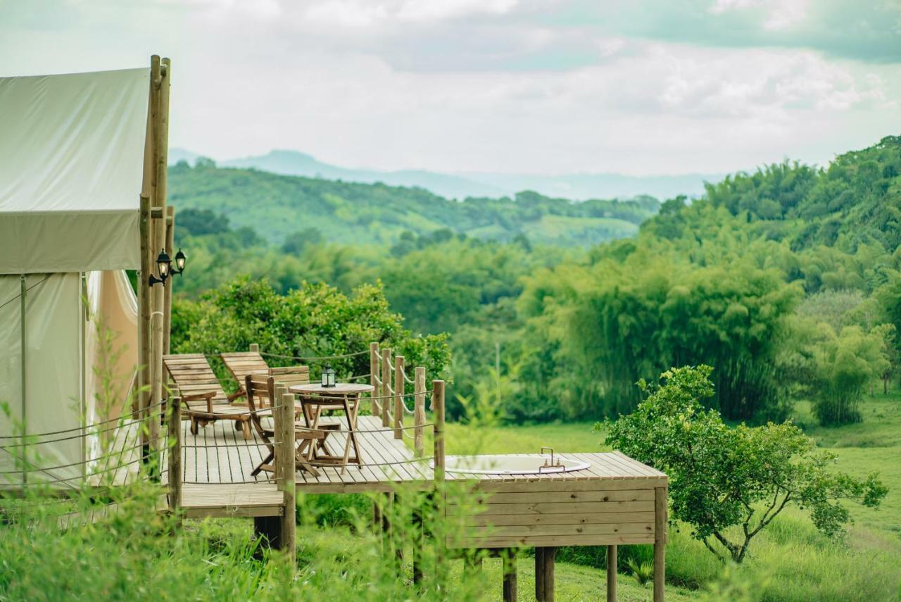 Hôtel Glamping Entre Rios à Calarcá Extérieur photo