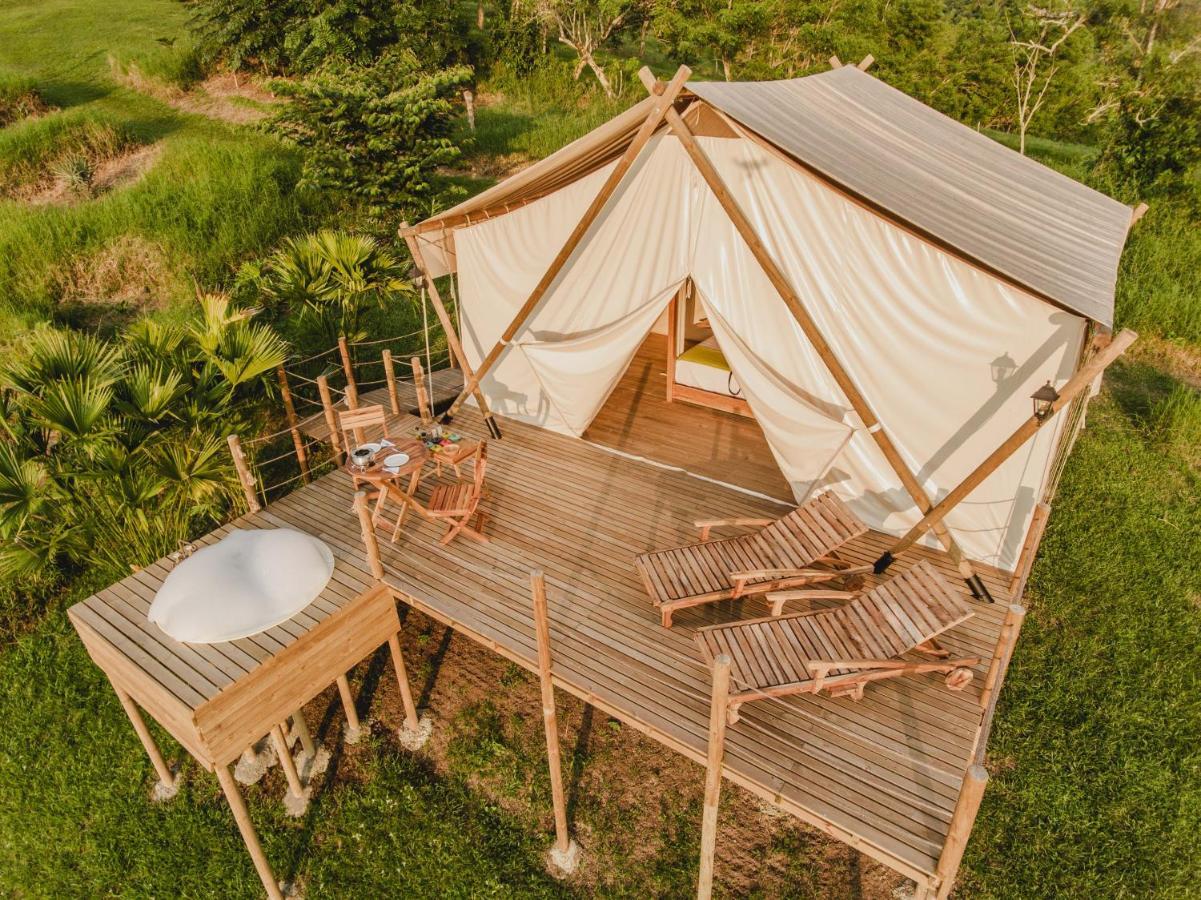 Hôtel Glamping Entre Rios à Calarcá Extérieur photo